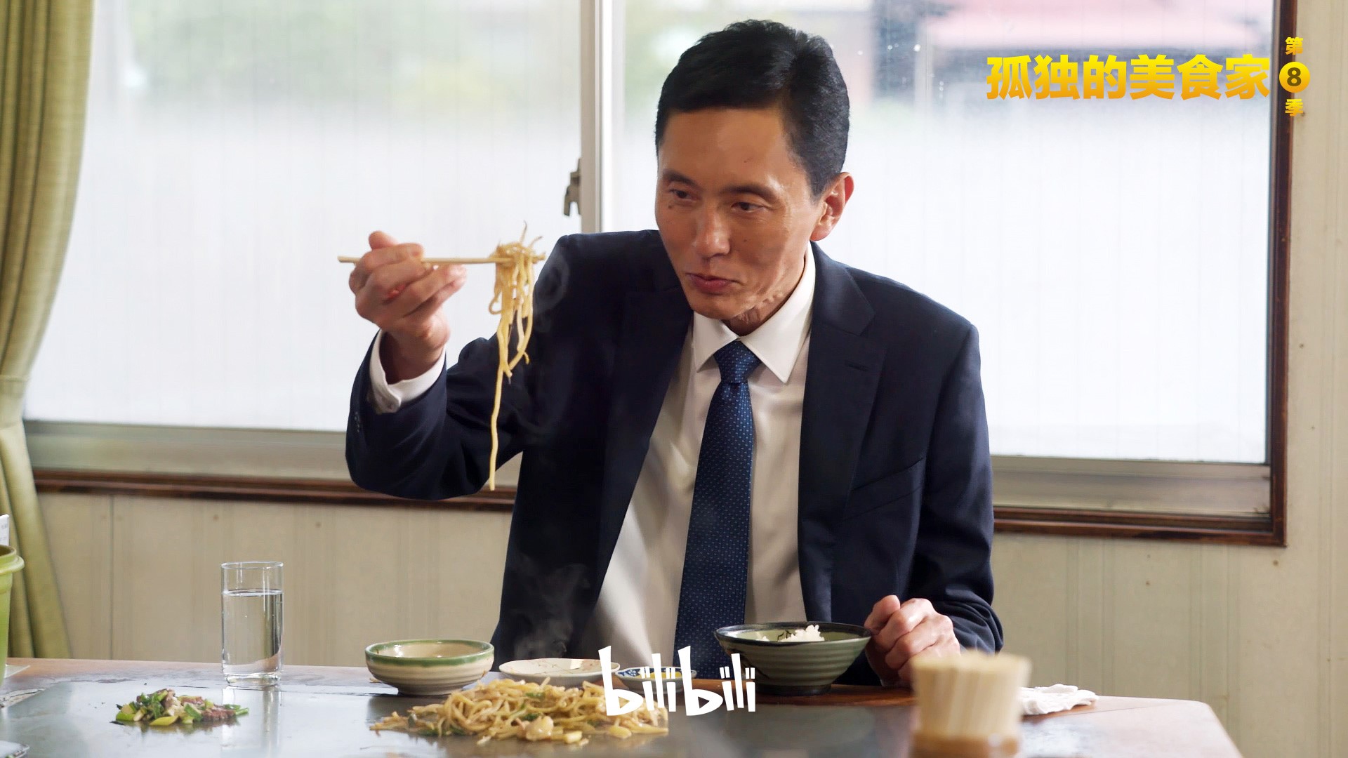 我的中尉先生樱花剧照1